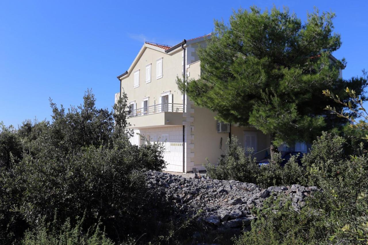 Apartments And Rooms With Parking Space Rogoznica - 10339 Exterior photo